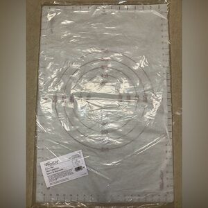 Pampered Chef Pastry Mat Silicone 24x16in Non Stick 1718 Knead & Roll Dough NEW
